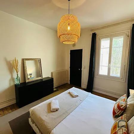 12 Ruinart - Le Prestigieux Ruinart Centre-ville Daire