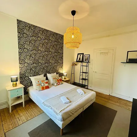 12 Ruinart - Le Prestigieux Ruinart Centre-ville شقة *