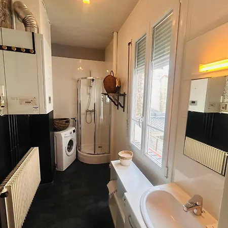 12 Ruinart - Le Prestigieux Ruinart Centre-ville