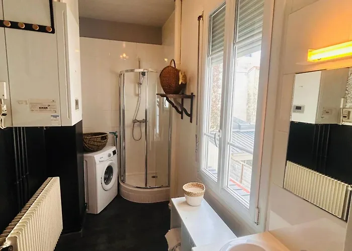 12 Ruinart - Le Prestigieux Ruinart Centre-ville *